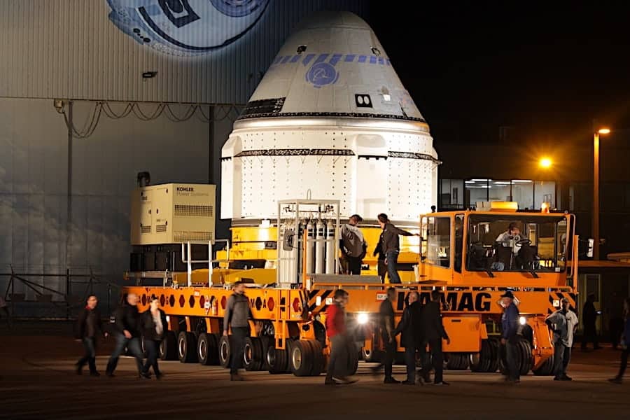SpaceX - US Launch Vehicles and Spacecraft: Discussion & News - Page 8 Roll1